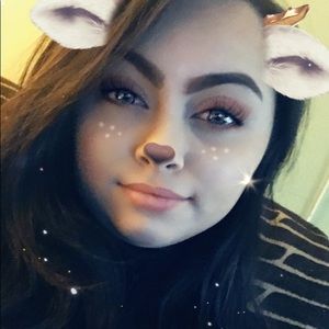 Meet your Posher, Leandra